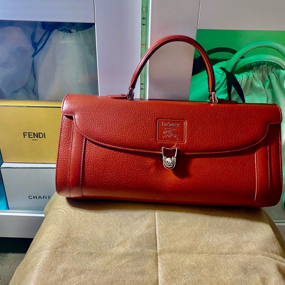 ✅ SALE BURBERRY VINTAGE  BROWN  GRAINED LEATHER TOP HANDLE BAG by:BURBERRY PARIS